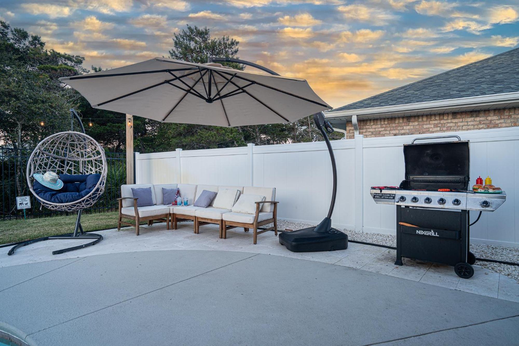 Heated Pool And Golf Cart, Walk To Beach! Best Deal! Destin Exterior photo