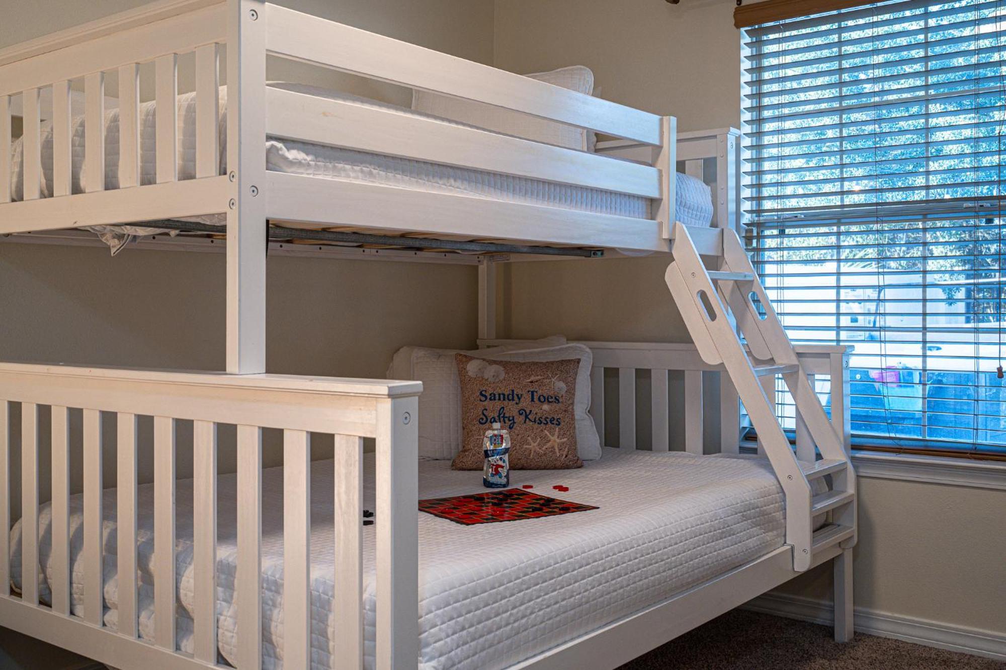 Heated Pool And Golf Cart, Walk To Beach! Best Deal! Destin Exterior photo